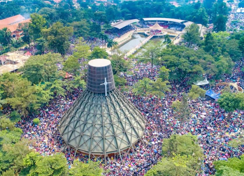 Uganda Martyrs Shrine Namugongo | Uganda City Tours