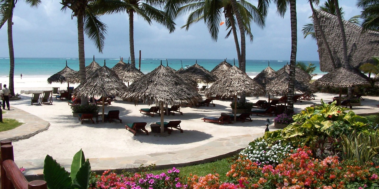 Top Luxury Kenya Beach Resorts & Hotels
